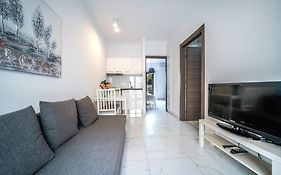 Dimitra&Deslina Luxury Αpartments